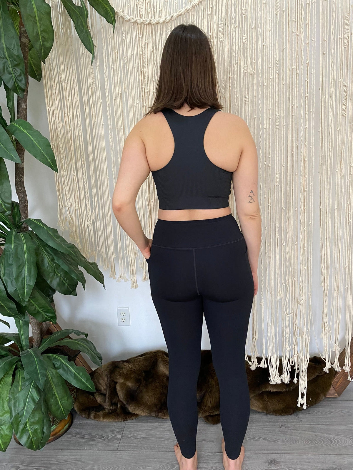 High Rise Pocket Legging 28.5" - Metanoia Boutique - Girlfriend Collective